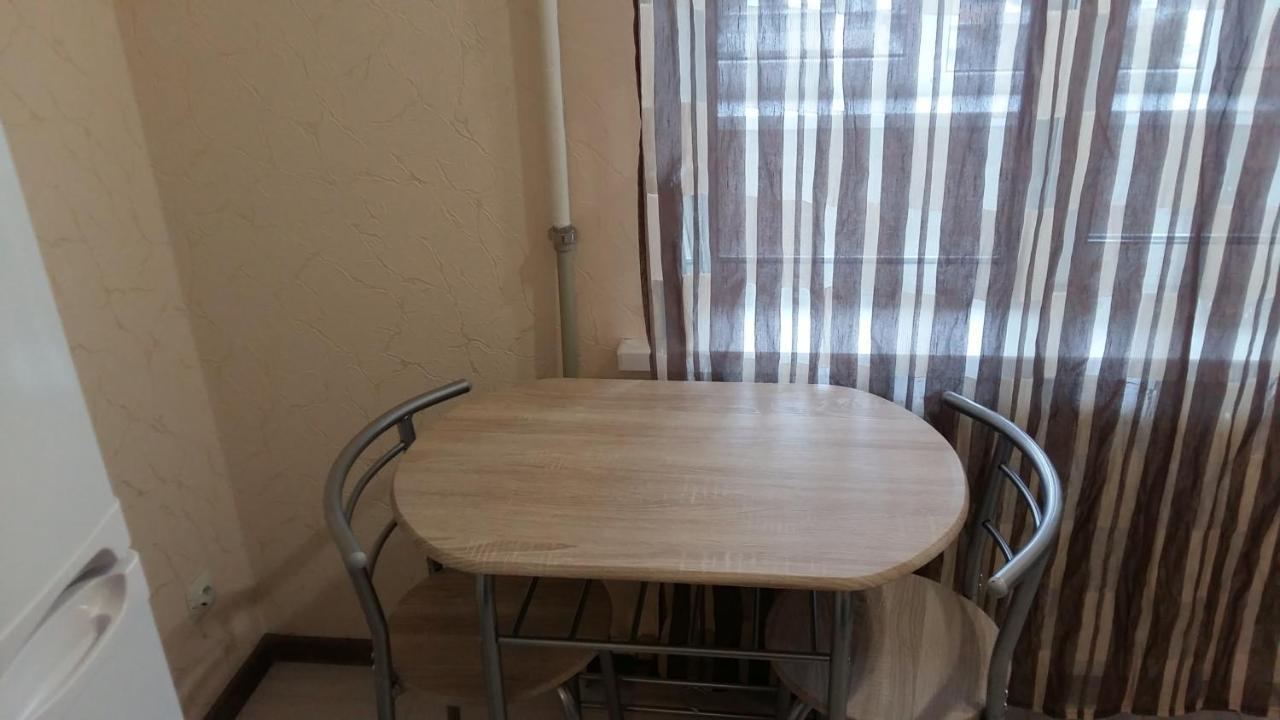Apartment 1к оболонь- м.минская и героев днепра *